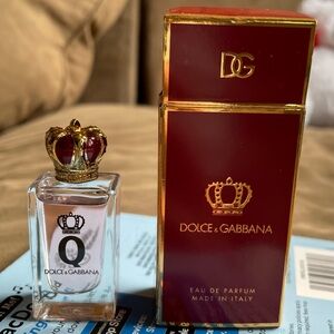 NIB New Q by Dolce & Gabbana Eau de Parfum for women 0.16 fl oz / 5 ml